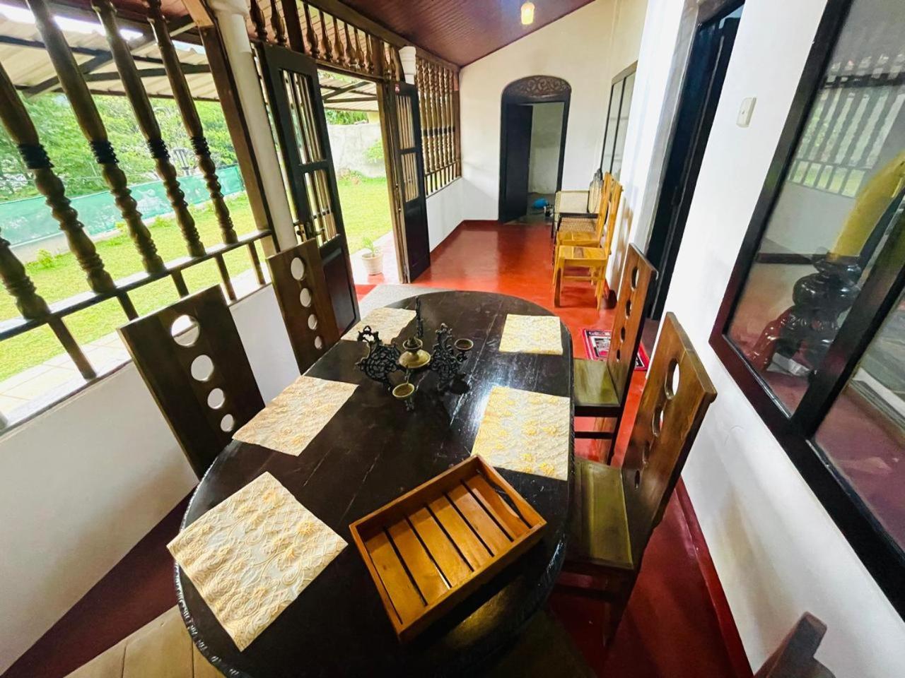 Lake Classical Guest House Kandy Exteriér fotografie