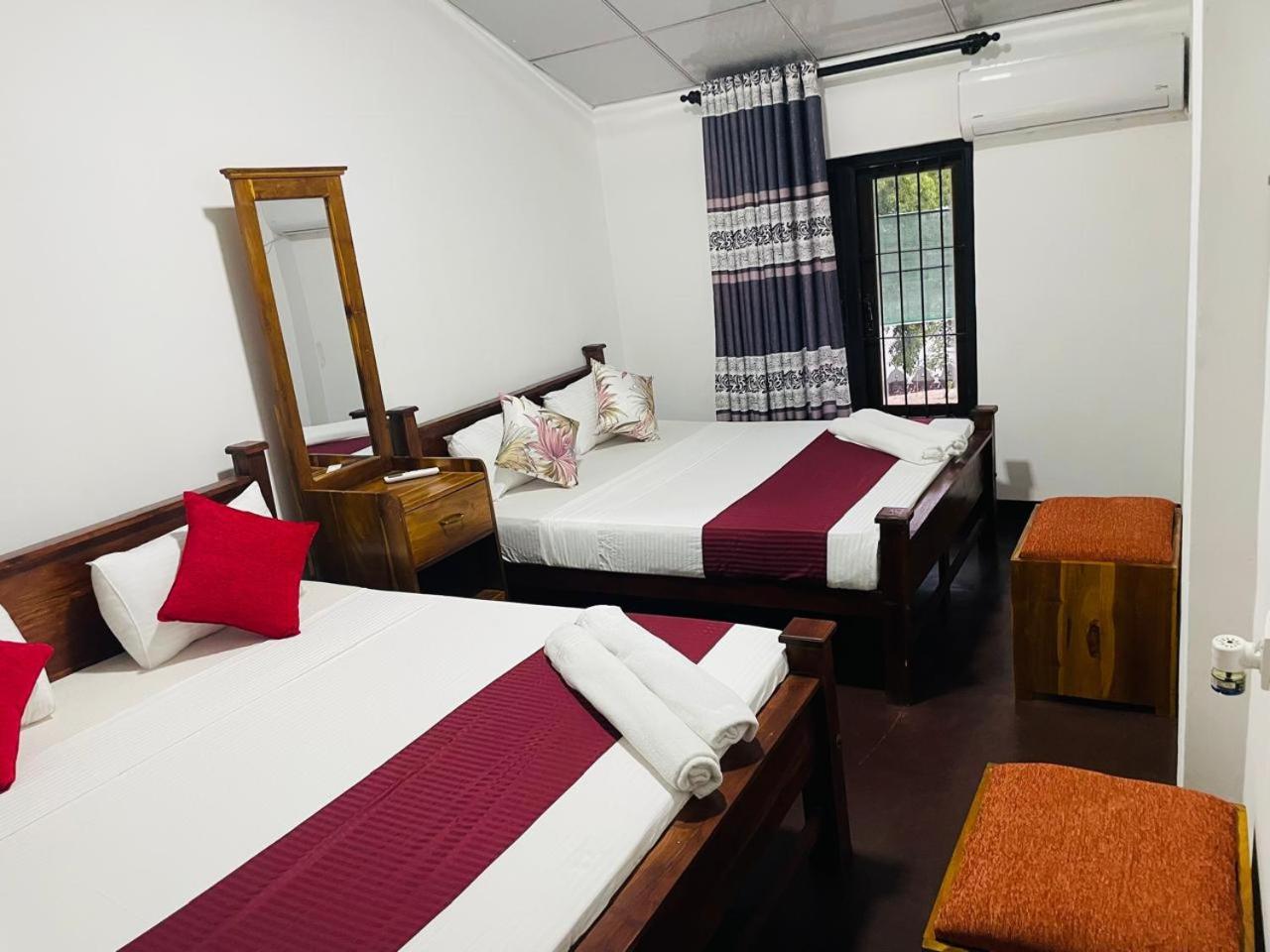 Lake Classical Guest House Kandy Exteriér fotografie