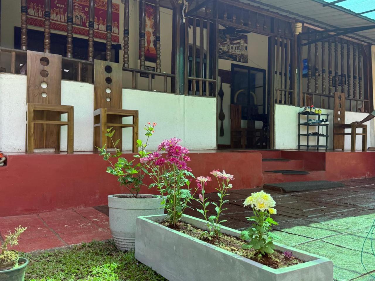 Lake Classical Guest House Kandy Exteriér fotografie